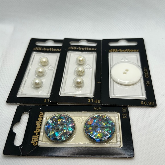 Vintage buttons by dill buttons Germany  for crafts, junk journals & sewing - Picture 1 of 9